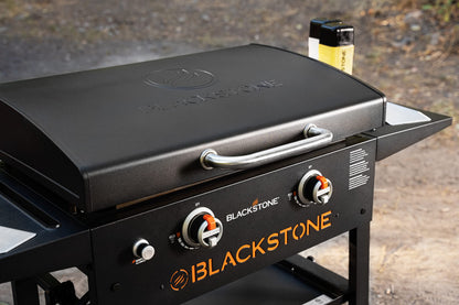 BLACKSTONE 1883 Original 28” Griddle with Integrated Protective Hood